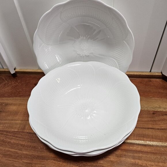4) Mikasa Magnolia Coupe Soup Bowls 7.75" flower emboss Spring Line Larry Laslo - Picture 3 of 10